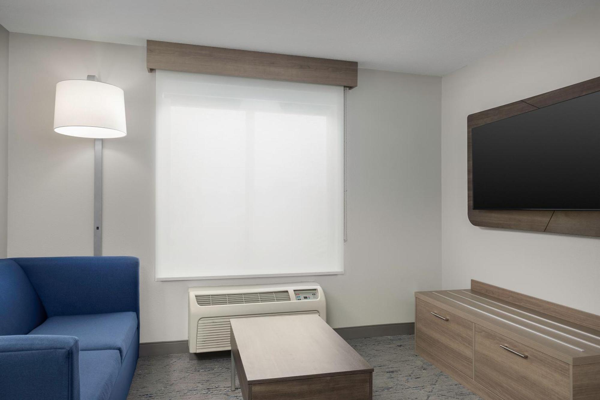 Holiday Inn Express & Suites Superior By Ihg Exterior photo